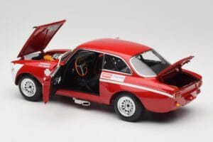 Alfa Romeo GTA 1300 Junior #33 T. Hezemans / G. van Lennep Hezemans Jarama 1972 Minichamps 1:18 100721233 Fém – 5. kép a 8-ből