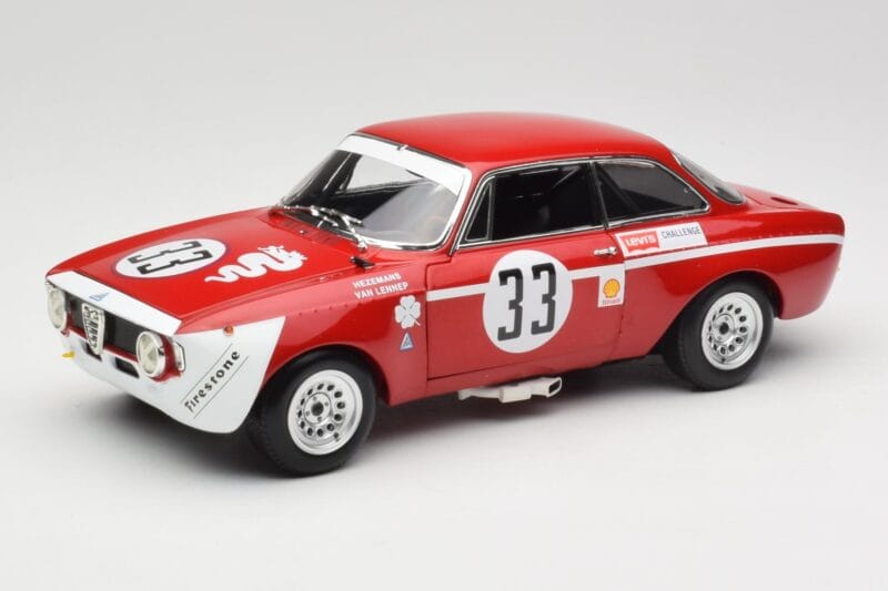 Alfa Romeo GTA 1300 Junior #33 T. Hezemans / G. van Lennep Hezemans Jarama 1972 Minichamps 1:18 100721233 Fém
