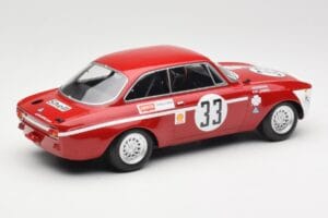Alfa Romeo GTA 1300 Junior #33 T. Hezemans / G. van Lennep Division 1 Winners 4 Hours of Jarama 1972 Minichamps 1:18 15572123 – 2. kép a 6-ből