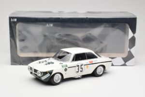 Alfa Romeo GTA 1300 Junior #35 C. Colzani / Pooky / G. Venturi 4 Hours of Jarama 1972 Minichamps 1:18 155721235 Fém – 6. kép a 6-ből