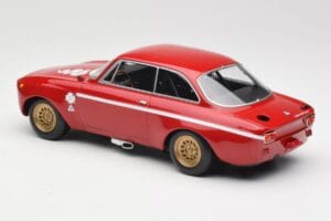 Alfa Romeo GTA 1300 Junior Piros Minichamps 1:18 155120020 Fém – 5. kép a 6-ből