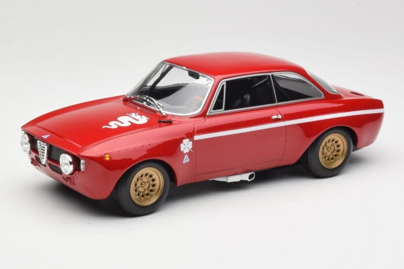 Alfa Romeo GTA 1300 Junior Piros Minichamps 1:18 155120020 Fém