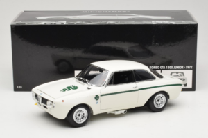Alfa Romeo GTA 1300 Junior Fehér Minichamps 1:18 100120501 Fém – 8. kép a 8-ből