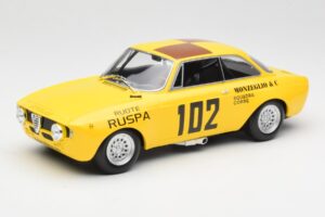 Alfa Romeo GTA 1300 #102 Squadra Corse R. Zanetti / M. Ruspa / Monzeglio Targa Florio 1971 Minichamps 1:18 155711202 Fém