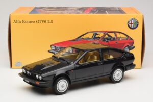 Alfa Romeo GTV6 2.5 Fekete Laudoracing-Models 1:18 LM110C Fém – 6. kép a 6-ből
