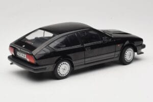 Alfa Romeo GTV6 Fekete Solido 1:18 S1802302 Fém – 3. kép a 8-ből