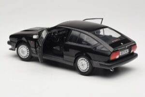 Alfa Romeo GTV6 Fekete Solido 1:18 S1802302 Fém – 5. kép a 8-ből