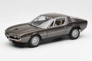 Alfa Romeo Montreal Barna Metálfényű AUTOart 1:18 70173 Fém