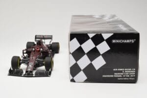 Alfa Romeo Racing C38 #7 K. Raikkonen Valentine's Day Livery Shakedown Fiorano 14th February 2019 Minichamps 1:18 110199907 F – 6. kép a 6-ből