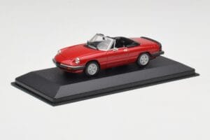 Alfa Romeo Spider 2000 Alfa Piros Minichamps 1:43 436120760 Fém – 2. kép a 4-ből