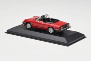 Alfa Romeo Spider 2000 Alfa Piros Minichamps 1:43 436120760 Fém – 3. kép a 4-ből