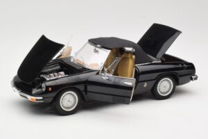 Alfa Romeo Spider 916 Veloce Fekete Ricko 1:18 32107 Fém – 2. kép a 8-ből