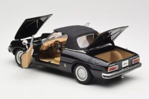 Alfa Romeo Spider 916 Veloce Fekete Ricko 1:18 32107 Fém – 5. kép a 8-ből