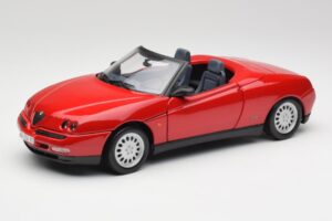 Alfa Romeo Spider 916 Alfa Piros Maisto 1:18 50278 Fém