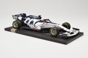 AlphaTauri Honda AT01 #26 D. Kvyat Italian GP 2020 Minichamps 1:18 117200826 Fém – 4. kép a 6-ből