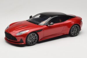 Aston Martin DB12 Hyper Red GT Spirit 1:18 GT936 Gyanta