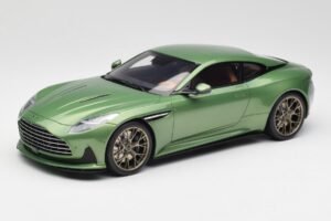 Aston Martin DB12 Zöld GT Spirit 1:18 GT466 Gyanta