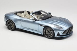 Aston Martin DB12 Volante Caribbean Blue Pearl GT Spirit 1:18 GT479 Gyanta – 4. kép a 6-ből