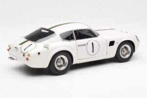Aston Martin DB4 GT Zagato #1 24 Hours of Le Mans 1961 CMC 1:18 M-139 Fém – 2. kép a 6-ből