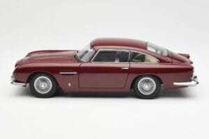 Aston Martin DB5 Dubonnet Piros AUTOart 1:18 70213 Fém – 4. kép a 8-ből