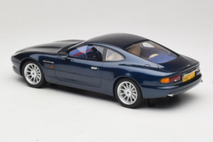 Aston Martin DB7 Mendip Blue Cult Models 1:18 CML187-3 Gyanta – 5. kép a 6-ből
