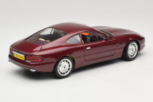 Aston Martin DB7 Piros Guiloy 1:18 67550 Fém – 3. kép a 8-ből