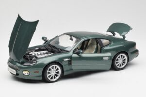 Aston Martin DB7 Vantage Zöld Maisto 1:18 36880 Fém – 2. kép a 8-ből
