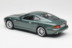 Aston Martin DB7 Vantage Zöld Maisto 1:18 36880 Fém – 7. kép a 8-ből