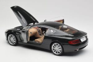 Aston Martin DB9 Fekete Solido 1:18 15025600 Fém – 5. kép a 8-ből