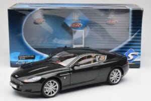 Aston Martin DB9 Fekete Solido 1:18 15025600 Fém – 8. kép a 8-ből