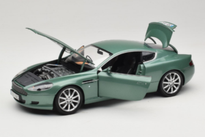 Aston Martin DB9 Zöld Minichamps 1:18 150137322 Fém – 2. kép a 8-ből