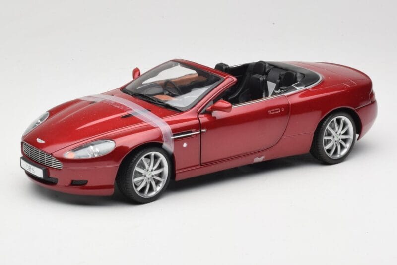 Aston Martin DB9 Volante Piros Solido 1:18 8163 Fém