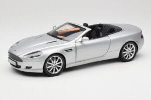 Aston Martin DB9 Volante Ezüst Minichamps 1:18 150137334 Fém