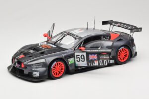 Aston Martin DBR9 GT1 #59 Team Modena A. Garcia / J. Menten / C. Fittipaldi 24 Hours of Le Mans 2006 Solido 1:18 80014 Fém – 2. kép a 8-ből