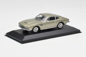 Aston Martin DBS Ezüstzöld Metál Minichamps 1:43 400137600 Fém – 2. kép a 4-ből