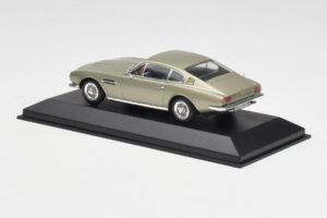 Aston Martin DBS Ezüstzöld Metál Minichamps 1:43 400137600 Fém – 3. kép a 4-ből