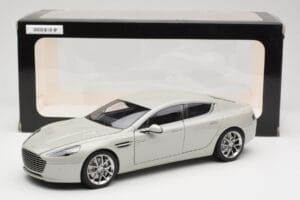 Aston Martin Rapide S Silver Fox AUTOart 1:18 70258 Fém – 8. kép a 8-ből