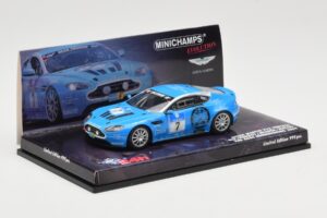 Aston Martin V12 Vantage #7 U. Bez / Porritt / R. Meaden / Mathai 24 Hours Nurburgring 2009 Minichamps 1:43 437091307 Fém – 2. kép a 4-ből
