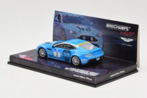 Aston Martin V12 Vantage #7 U. Bez / Porritt / R. Meaden / Mathai 24 Hours Nurburgring 2009 Minichamps 1:43 437091307 Fém – 3. kép a 4-ből