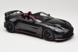 Aston Martin V12 Vantage Roadster Onyx Black GT Spirit 1:18 GT923 Gyanta – 4. kép a 6-ből
