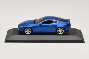 Aston Martin V8 Vantage Blue Metallic Minichamps 1:43 400137422 Fém