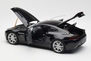 Aston Martin V8 Vantage Onyx Fekete AUTOart 1:18 70202 Fém – 5. kép a 8-ből