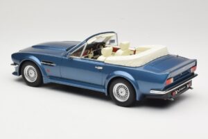 Aston Martin V8 Volante Kék GT Spirit 1:18 GT128 Gyanta – 5. kép a 6-ből