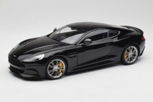 Aston Martin Vanquish Onyx Fekete AUTOart 1:18 70247 Fém