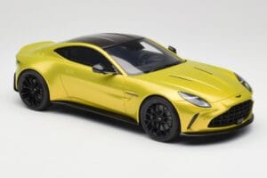Aston Martin Vantage Cosmopolitan Yellow GT Spirit 1:18 GT514 Gyanta – 4. kép a 6-ből