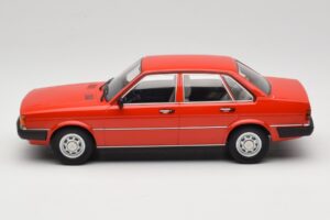 Audi 80 B2 GLS Piros MCG 1:18 MCG18526 Fém – 3. kép a 6-ből