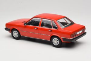 Audi 80 B2 GLS Piros MCG 1:18 MCG18526 Fém – 5. kép a 6-ből
