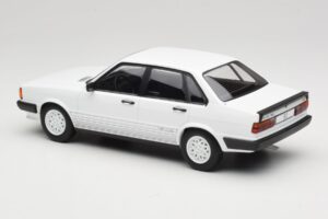 Audi 80 B2 GTE Fehér MCG 1:18 MCG18527 Fém – 5. kép a 6-ből