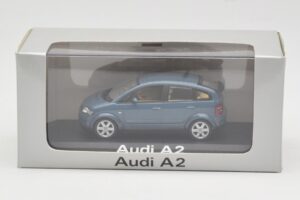 Audi A2 Blue Metallic Minichamps 1:43 20022200748005 Fém – 4. kép a 4-ből