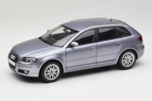 Audi A3 8P Sportback Light Blue Metallic Kyosho 1:18 5010403025 Fém